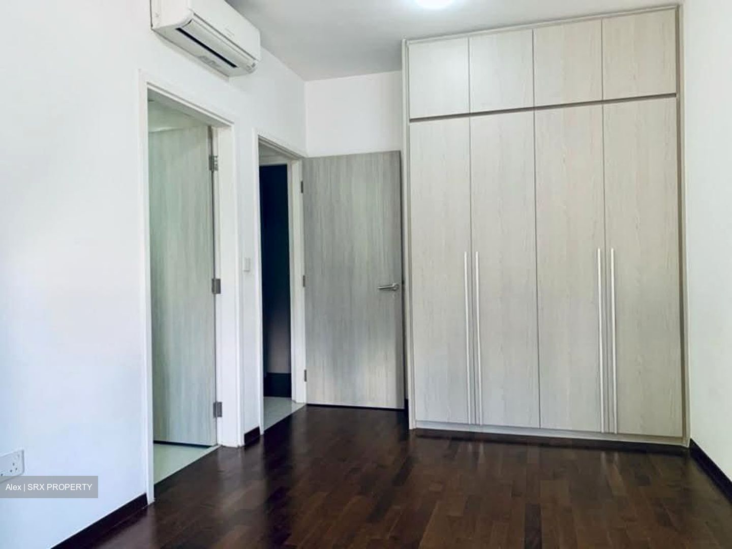 Pasir Ris Avenue (D18), Condominium #569284691